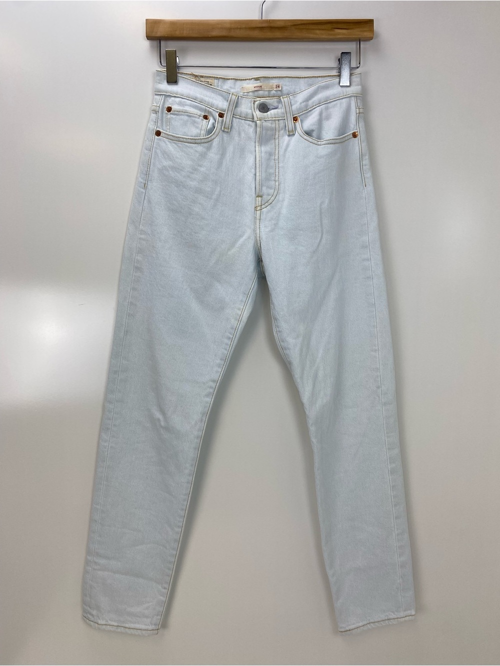 Levi's Straight Leg Wedgie Jeans in Pale Blue